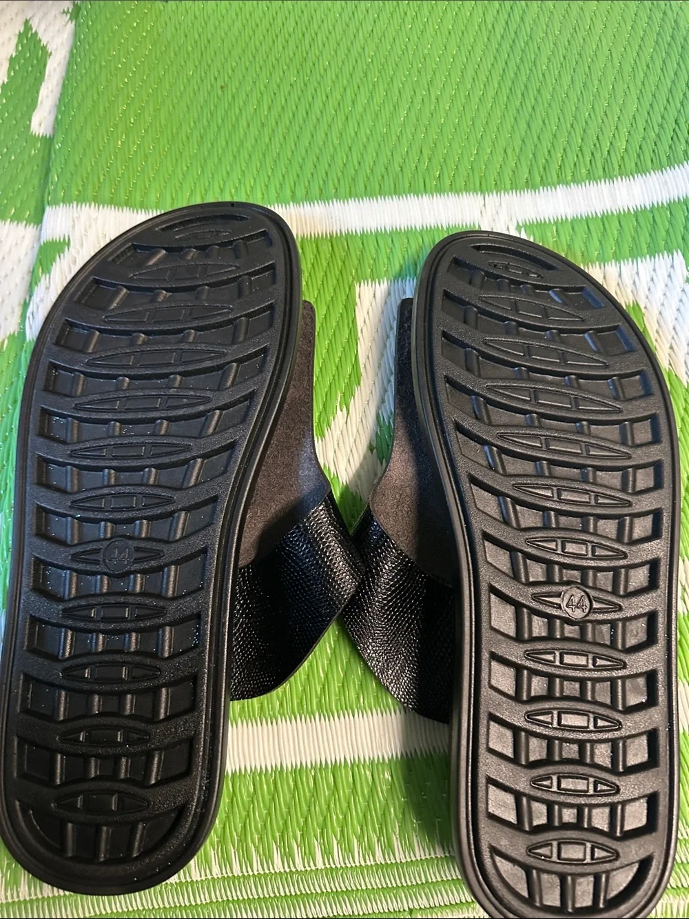Men's Black Buckle Toe-Post Sandals
